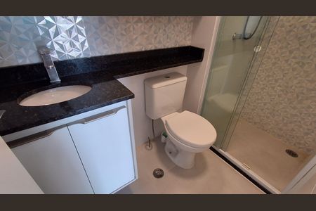 Banheiro  de kitnet/studio para alugar com 1 quarto, 36m² em Vila Angelina, São Bernardo do Campo