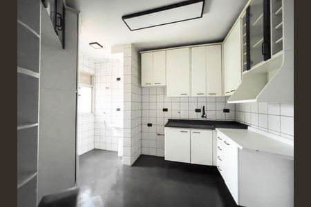 Apartamento para alugar com 50m², 2 quartos e 1 vaga Apartamento para alugar com 50m², 2 quartos e 1 vagaCozinha e Área de Serviço