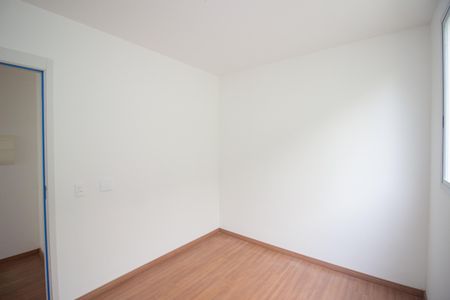Quarto 2 de apartamento para alugar com 2 quartos, 43m² em Tijuca, Contagem