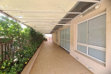 Apartamento à venda com 52m², 2 quartos e 1 vagaÁrea comum