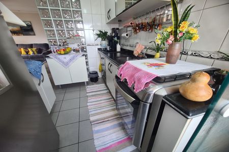 Apartamento à venda com 52m², 2 quartos e 1 vagaCozinha