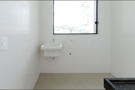 Cozinha de apartamento à venda com 2 quartos, 64m² em Buritis, Belo Horizonte