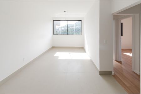 Apartamento à venda com 64m², 2 quartos e 2 vagasSala