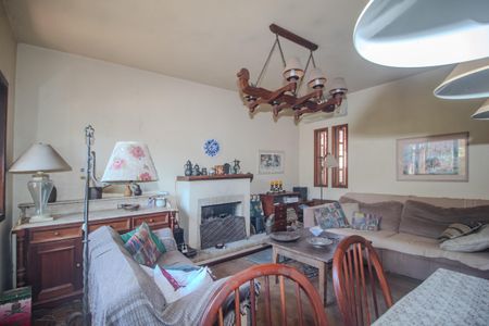 Sala de casa para alugar com 7 quartos, 280m² em Tristeza, Porto Alegre