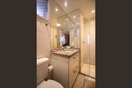 Apartamento à venda com 118m², 3 quartos e 2 vagasBanheiro da Suíte 2