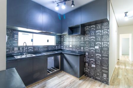 Casa de condomínio para alugar com 125m², 2 quartos e 2 vagasCozinha