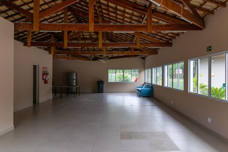 Casa de condomínio para alugar com 125m², 2 quartos e 2 vagasÁrea comum - Salão de festas