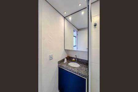 Apartamento para alugar com 37m², 2 quartos e sem vagaBanheiro