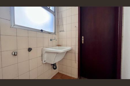 Apartamento à venda com 82m², 3 quartos e 1 vagaÁrea de Serviço