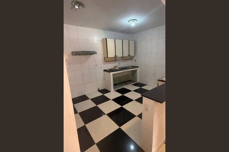 Cozinha de casa para alugar com 2 quartos, 80m² em Taquara, Rio de Janeiro