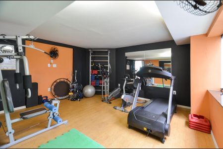 Apartamento à venda com 321m², 3 quartos e 4 vagasÁrea comum - Academia