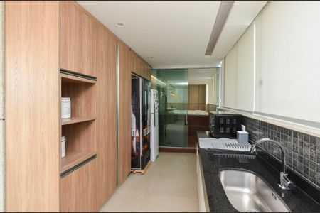 Apartamento à venda com 321m², 3 quartos e 4 vagasÁrea da Cobertura