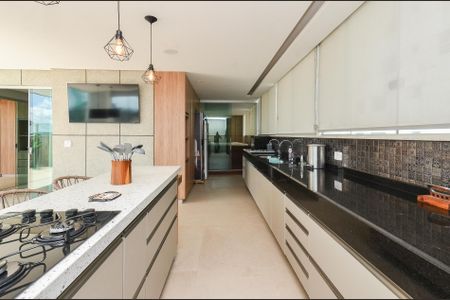Apartamento à venda com 321m², 3 quartos e 4 vagasÁrea da Cobertura