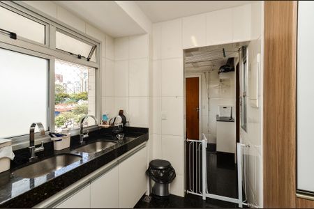 Apartamento à venda com 321m², 3 quartos e 4 vagasCozinha