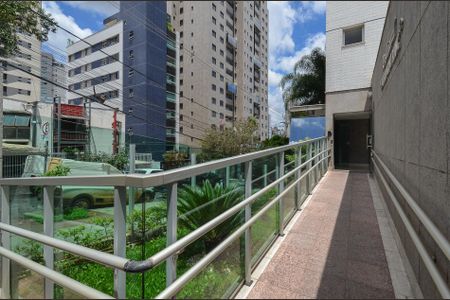 Apartamento à venda com 321m², 3 quartos e 4 vagasEntrada