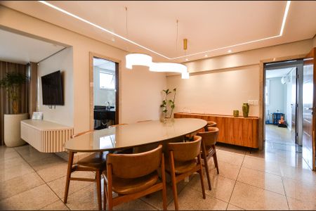 Apartamento à venda com 321m², 3 quartos e 4 vagasSala de Jantar