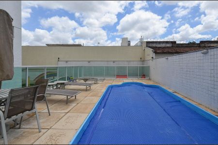 Apartamento à venda com 321m², 3 quartos e 4 vagasÁrea comum - Piscina
