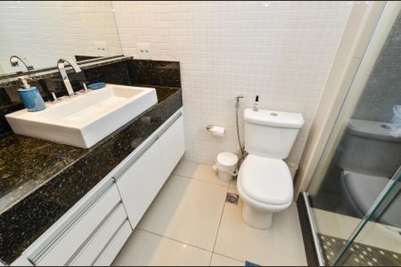 Apartamento à venda com 321m², 3 quartos e 4 vagasBanheiro Suíte 1