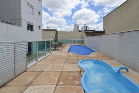 Apartamento à venda com 321m², 3 quartos e 4 vagasÁrea comum - Piscina
