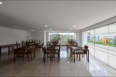 Apartamento à venda com 321m², 3 quartos e 4 vagasÁrea comum - Salão de festas