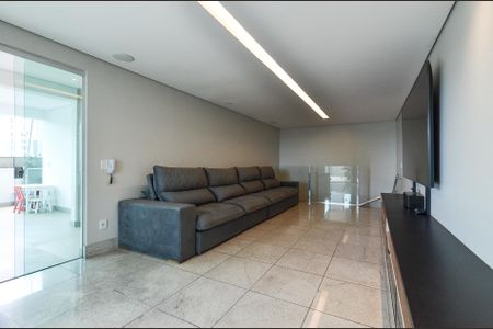 Apartamento à venda com 321m², 3 quartos e 4 vagasSala de TV Cobertura