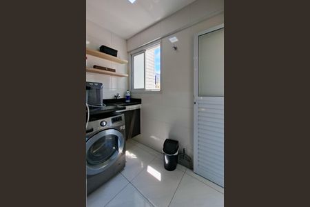 Apartamento para alugar com 81m², 2 quartos e 1 vagaÁrea de Serviço