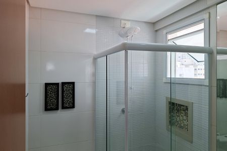 Apartamento para alugar com 81m², 2 quartos e 1 vagaBanheiro da Suíte