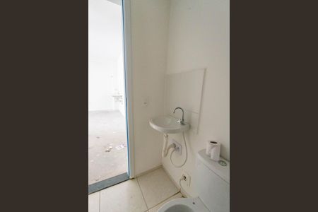 Apartamento à venda com 41m², 2 quartos e 1 vaga Apartamento à venda com 41m², 2 quartos e 1 vagaBanheiro