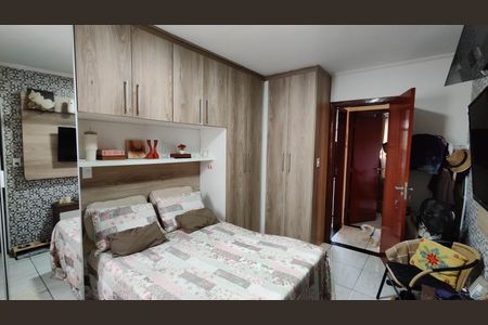 Casa de condomínio à venda com 62m², 2 quartos e 1 vagaQuarto 1
