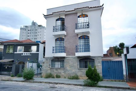 Apartamento para alugar com 121m², 3 quartos e 1 vagaFachada do Prédio