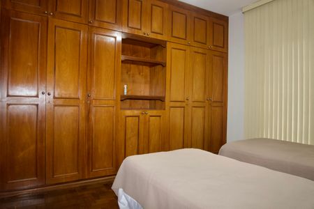 Apartamento para alugar com 121m², 3 quartos e 1 vagaQuarto 2