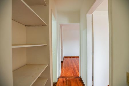 Casa de condomínio para alugar com 80m², 2 quartos e 1 vaga Casa de condomínio para alugar com 80m², 2 quartos e 1 vagaCorredor