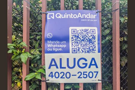 Casa de condomínio para alugar com 80m², 2 quartos e 1 vaga Casa de condomínio para alugar com 80m², 2 quartos e 1 vagaFachada