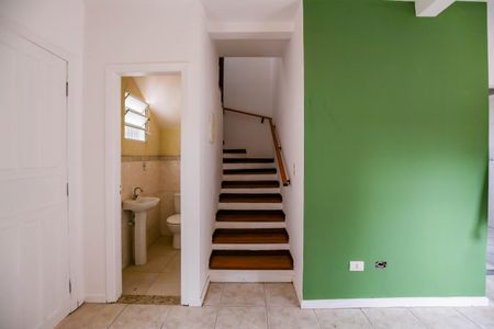 Sala  de casa de condomínio para alugar com 2 quartos, 80m² em Jaguaré, São Paulo