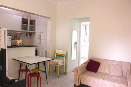 Sala de apartamento para alugar com 2 quartos, 47m² em José Menino, Santos