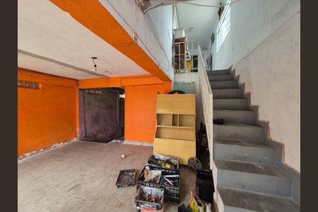 Casa para alugar com 60m², 2 quartos e 1 vagaÁrea comum