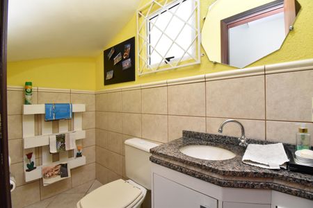 Casa de condomínio para alugar com 110m², 3 quartos e 2 vagasLavabo