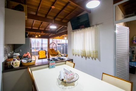 Apartamento à venda com 110m², 2 quartos e 2 vagasCozinha/Espaço gourmet