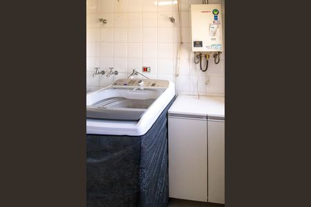 Apartamento para alugar com 94m², 3 quartos e 1 vagaÁrea de Serviço