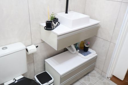 Casa à venda com 199m², 4 quartos e 2 vagasBanheiro da casa térrea