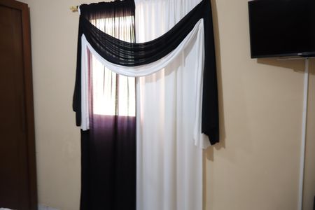 Casa à venda com 199m², 4 quartos e 2 vagasQuarto 2 da casa de cima