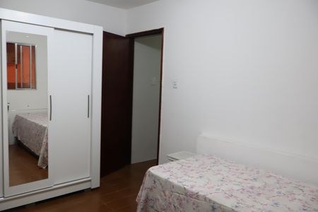 Casa à venda com 199m², 4 quartos e 2 vagasSuíte da casa térrea
