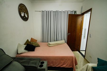 Casa de condomínio para alugar com 98m², 2 quartos e 1 vaga