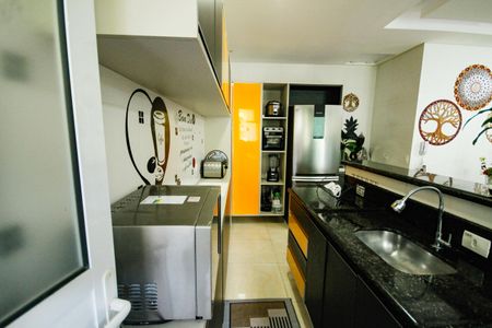 Casa de condomínio para alugar com 98m², 2 quartos e 1 vaga