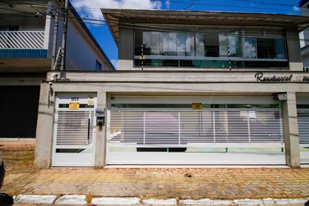 Casa de condomínio para alugar com 98m², 2 quartos e 1 vaga