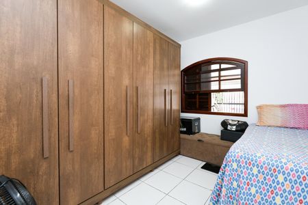 Casa à venda com 139m², 2 quartos e 3 vagasQuarto 1