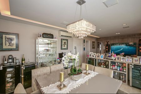 Apartamento para alugar com 132m², 3 quartos e 2 vagasSala