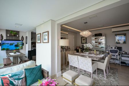 Apartamento para alugar com 132m², 3 quartos e 2 vagasVaranda