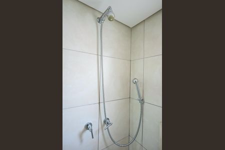 Apartamento para alugar com 132m², 3 quartos e 2 vagasChuveiro do Banheiro da Suíte 2