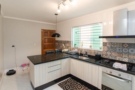 Casa à venda com 104m², 3 quartos e 2 vagasCozinha